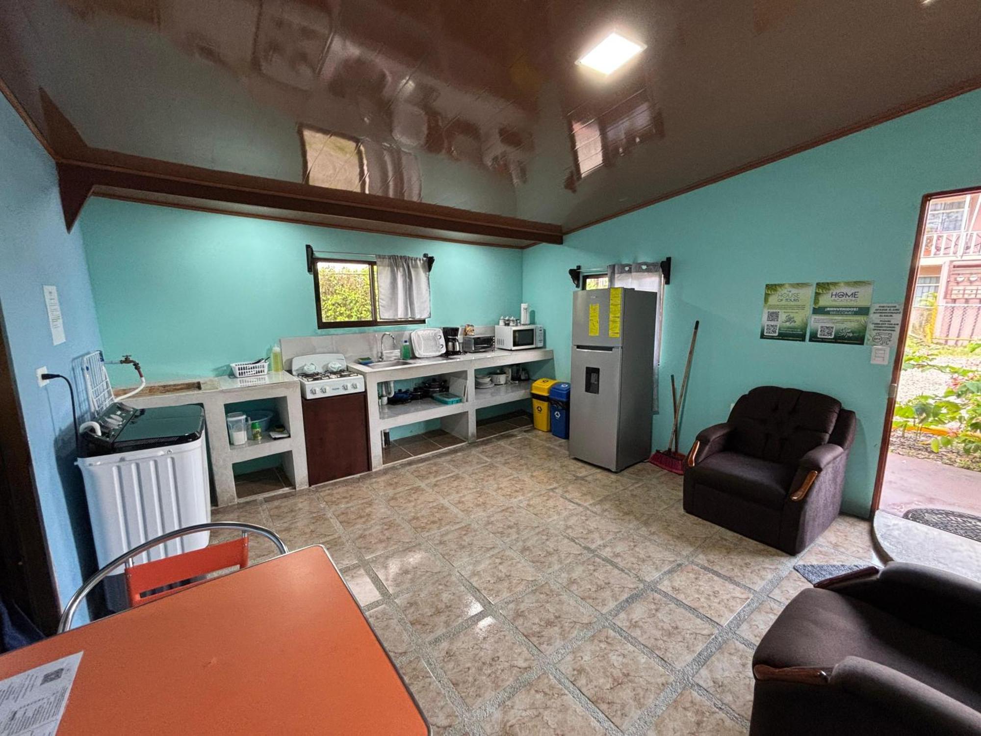Pura Vida Aparment - Downtown La Fortuna Esterno foto