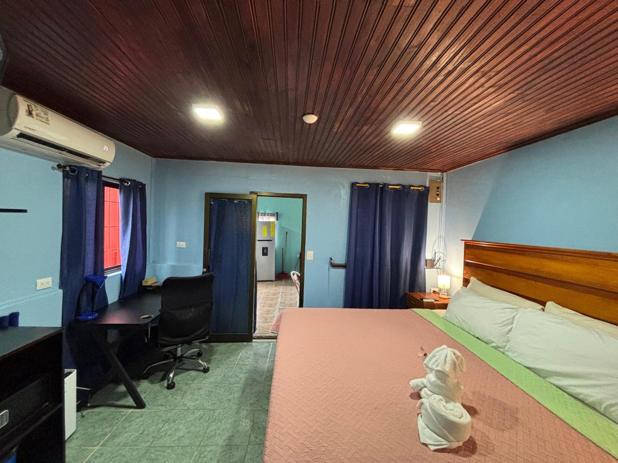 Pura Vida Aparment - Downtown La Fortuna Esterno foto